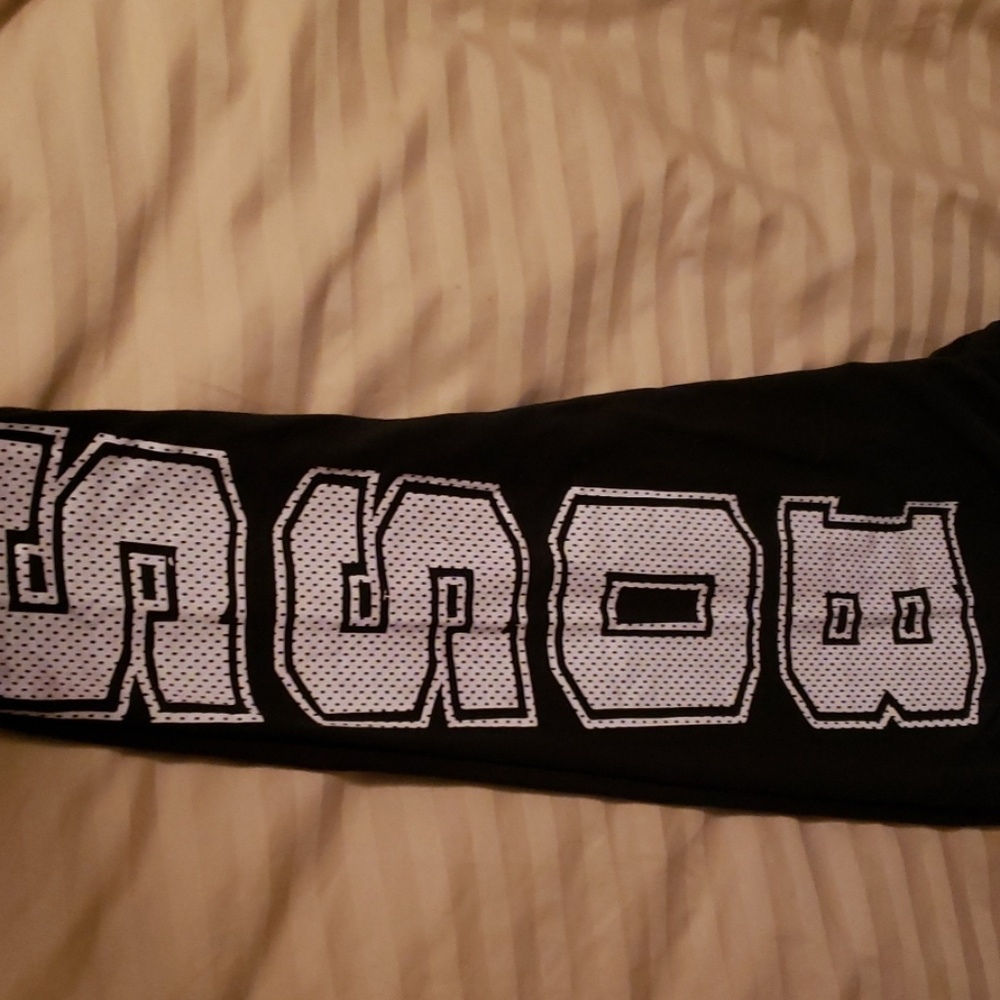 Sweatpants - Picture 2 of 3